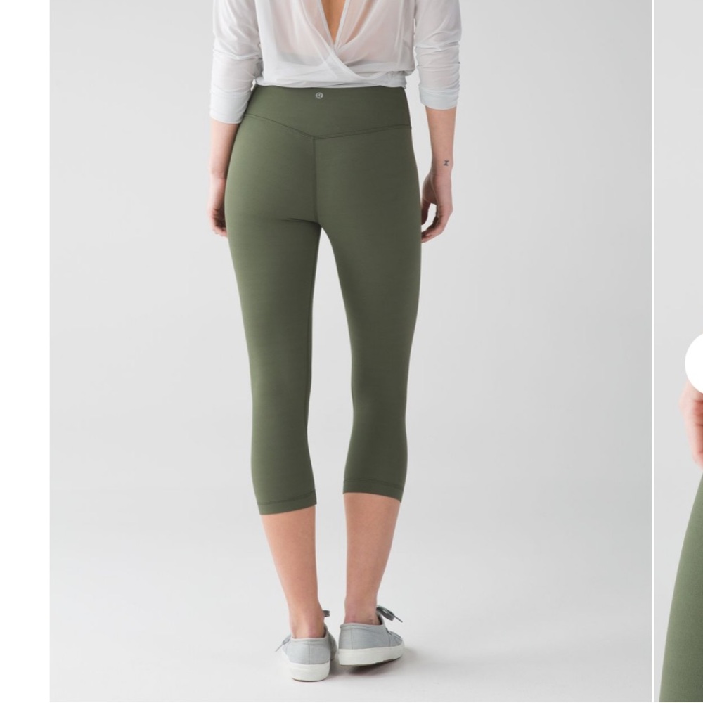 Lululemon Olive Green Women's Cropped Leggings